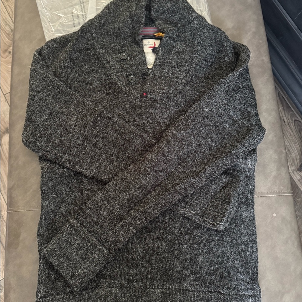 Relwen men’s sweater